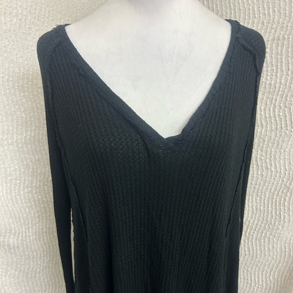 We The Free People Laguna Thermal Waffle Top Long Sleeve Black Size XS Oversized - Picture 9 of 14